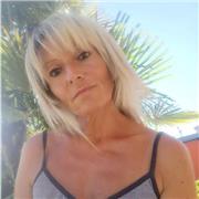 Laureata in scienze infermieristiche offre lezioni di italiano, storia e psicologia.Alunni di elementari,secondo livello e superiori